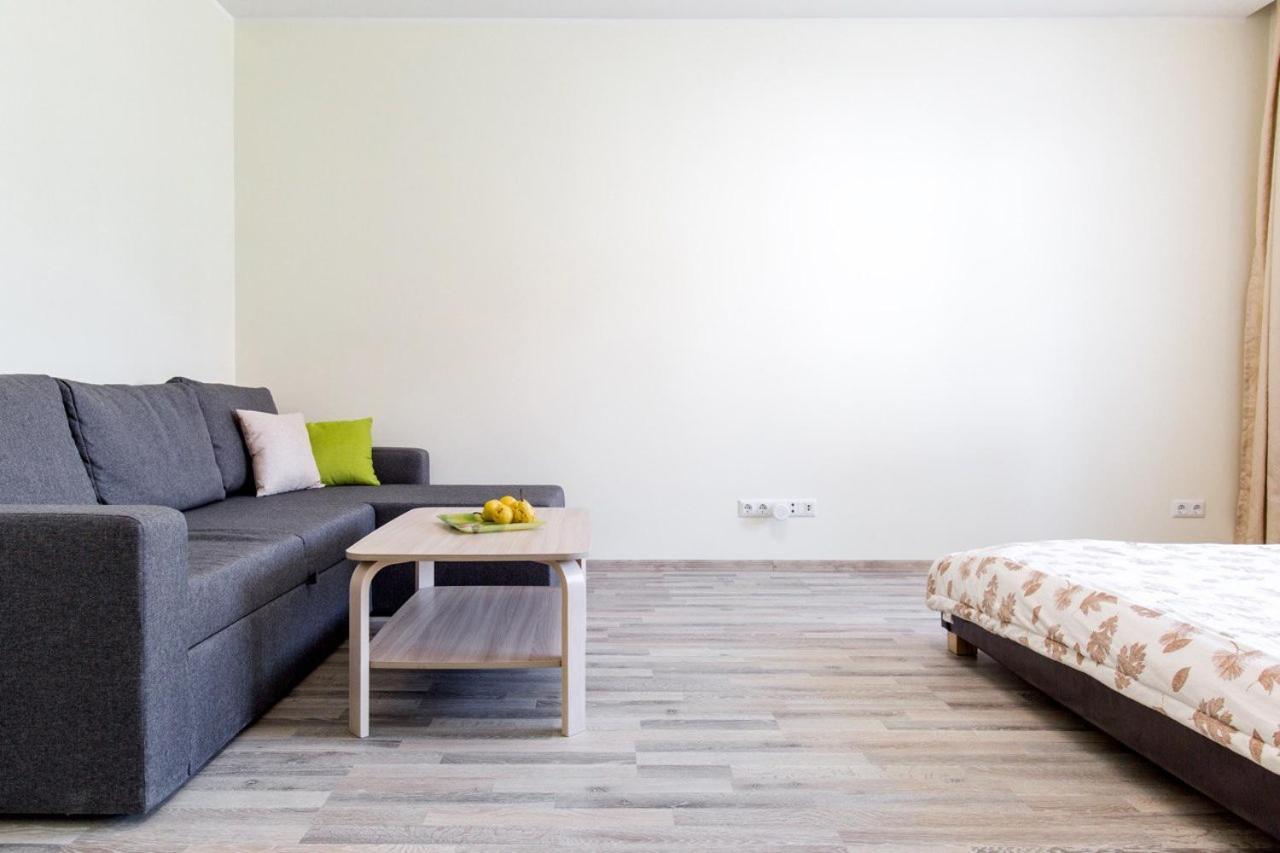 Sunny Apartment Near Bus Station Reval Exterior foto